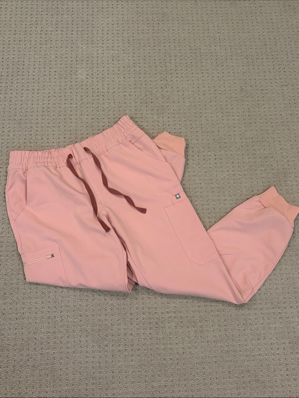Figs - Uman High-Rise Jogger Scrub Pant - medium